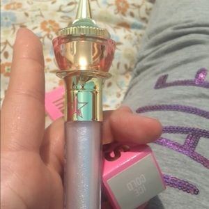 Jeffree Star The Gloss in shade Ice Cold